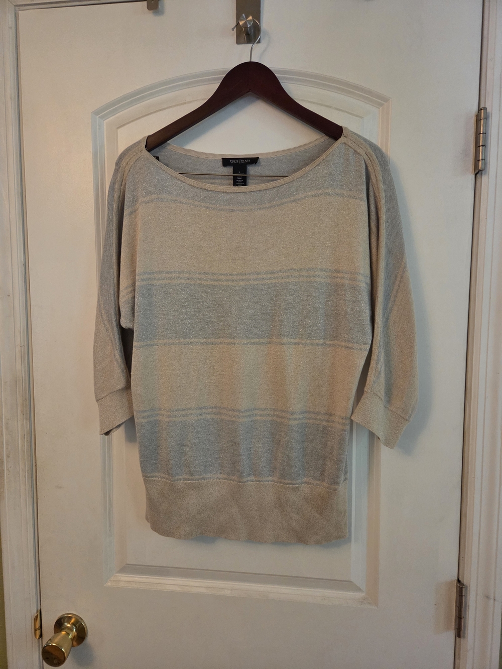 White House Black Market Cream and Light Blue Striped Women's Sweater